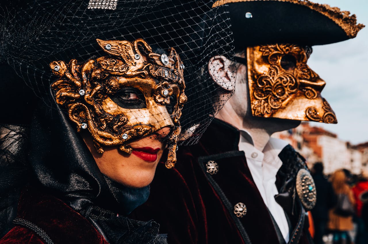 Carnevale di Venezia 2026, in Piazza San Marco incoronata la Maschera più Bella