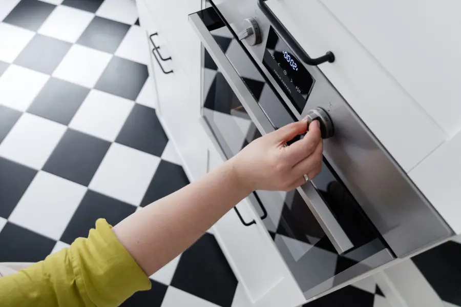 Electrolux, il Veneto porta la filiera al tavolo Mimit