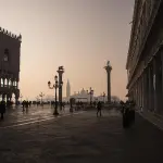 Venezia a piedi: itinerario completo per visitare la città senza fretta