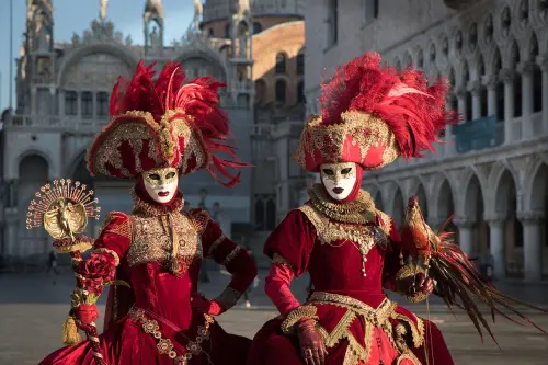 Carnevale di Venezia 2026: stop ai coriandoli in plastica, festa più pulita e canali più protetti